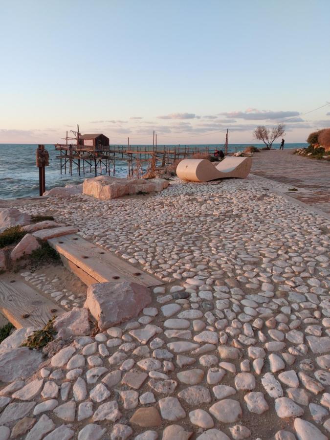 I Tre Marchi Rooms / Camera Mare Термоли Экстерьер фото
