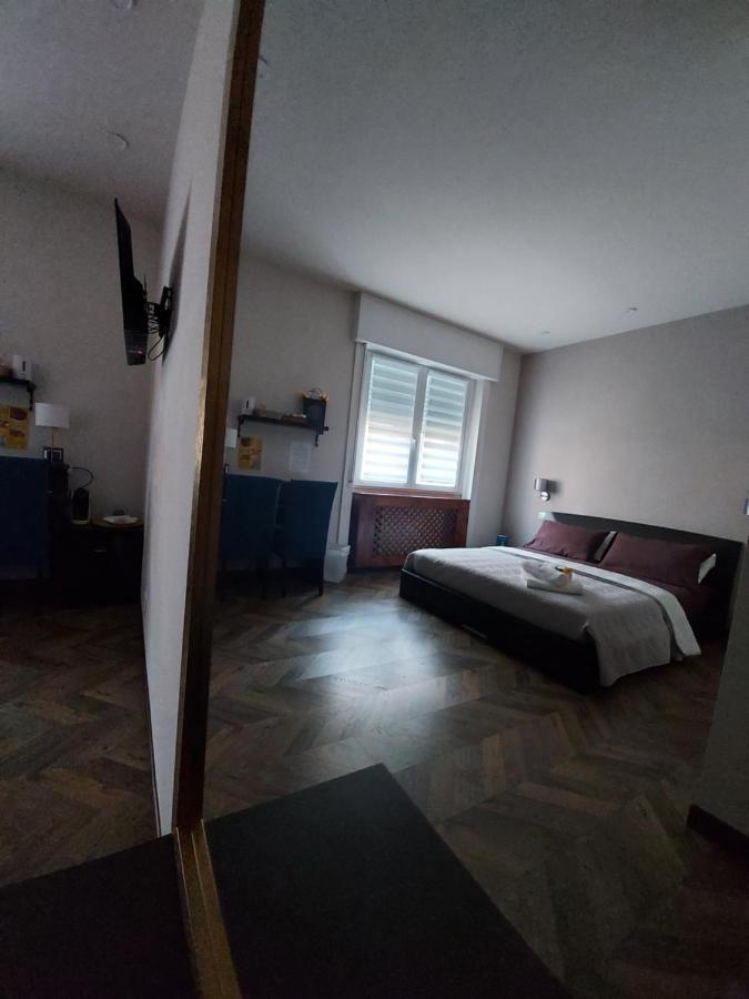 I Tre Marchi Rooms / Camera Mare Термоли Экстерьер фото