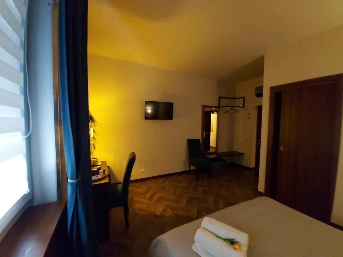 I Tre Marchi Rooms / Camera Mare Термоли Экстерьер фото
